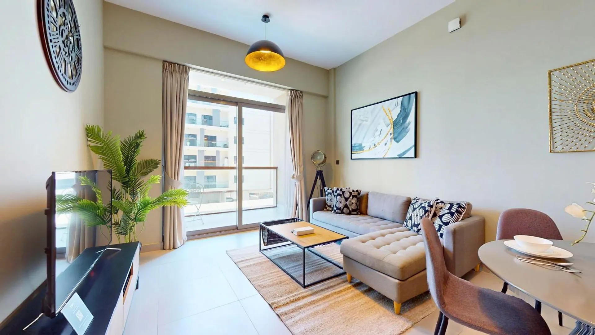 Sleek & Spacious 1Br In 2020 Marquise - Arjan location